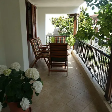 Magnolia Apartment